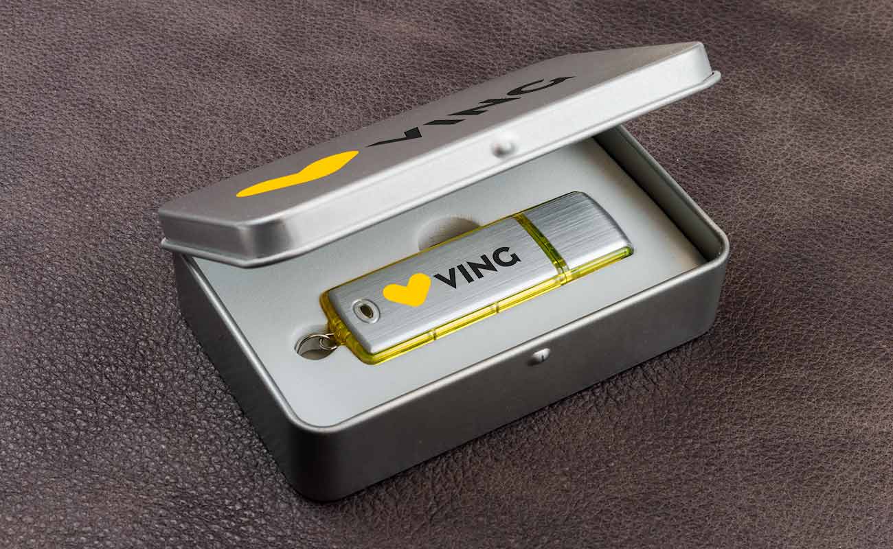 Classic - Personalised USB gallery thumbnail