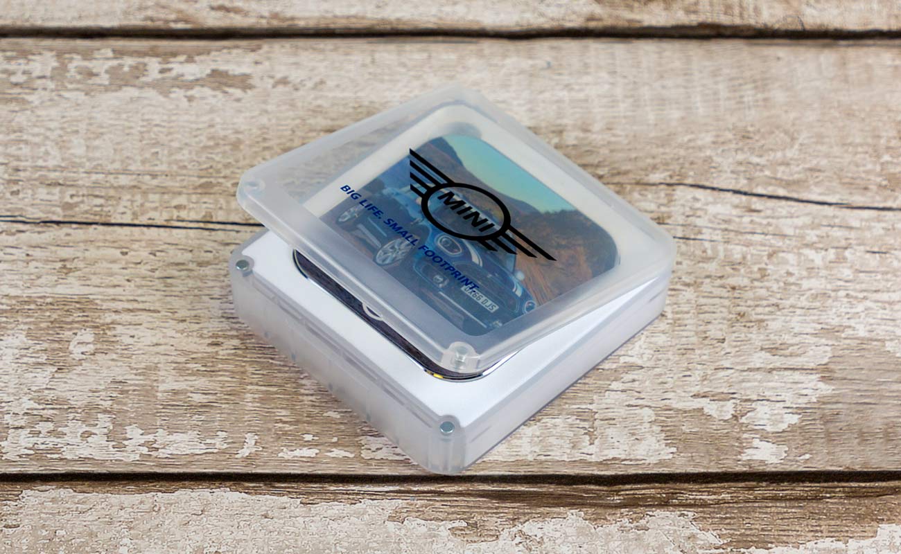 Edge - Customised Wireless Charger gallery thumbnail