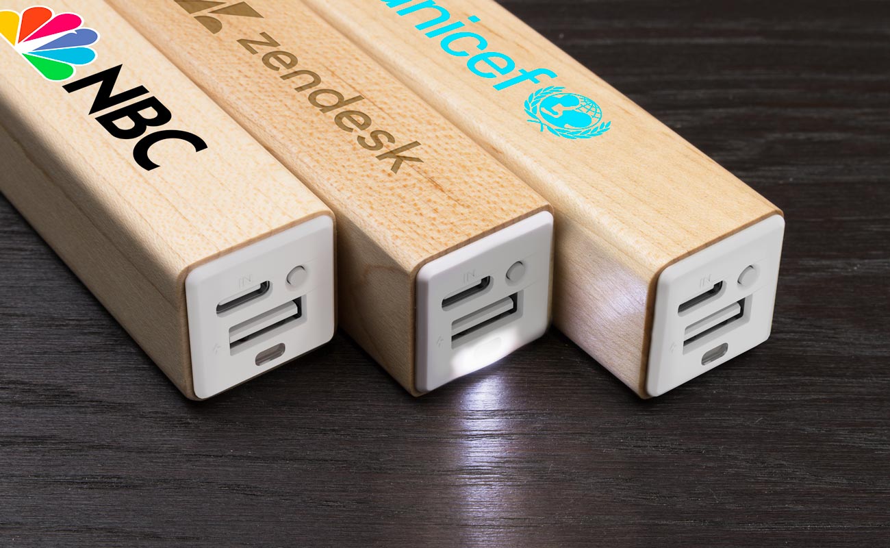 Maple - Credit Card Power Bank gallery thumbnail